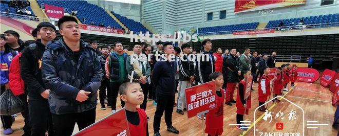 bsports体育-少年CBA城市赛哈尔滨站赛事精彩纷呈，引发篮球爱好者热议